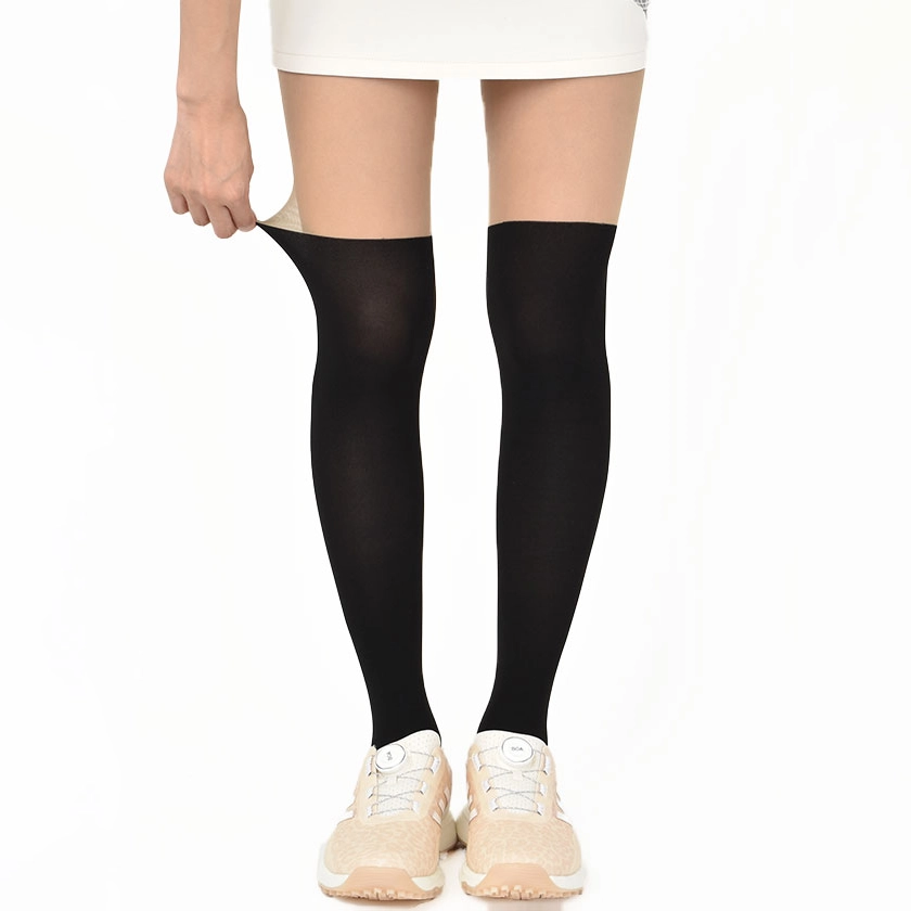 フェイクニーハイで脚長見え